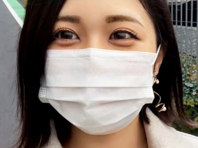 【素人娘のローション遊び】 スケスケ衣装でエロさ倍増! 騎乗位で巨乳を揺らし、ヌルヌル快感にイキまくり♡
