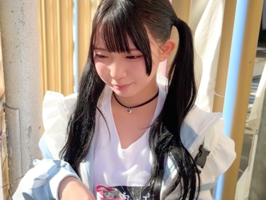 【ホスト狂いの美少女】「お金のために…」純粋な美少女がホストに貢ぐため、身体を張ってピストン攻めに痙攣イキ！それでも物足りず、電マで自分を慰めるドMな姿がエロすぎる！