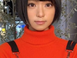 【清楚系美少女の乱れ姿】ショートヘアーの貧乳美少女がチンコに夢中!清楚な見た目とは裏腹に、ズボズボと激しく突かれて感じまくり、イキ乱れる姿がエロすぎる!!