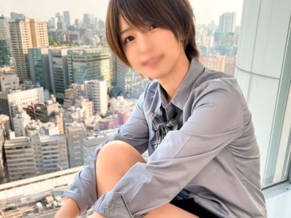 《スケスケスク水でメス覚醒》ボーイッシュなショートカット娘がツンデレ崩壊！スケベな水着で敏感ボディを曝け出し、ハメ撮りセックスで本気のメス顔披露♡